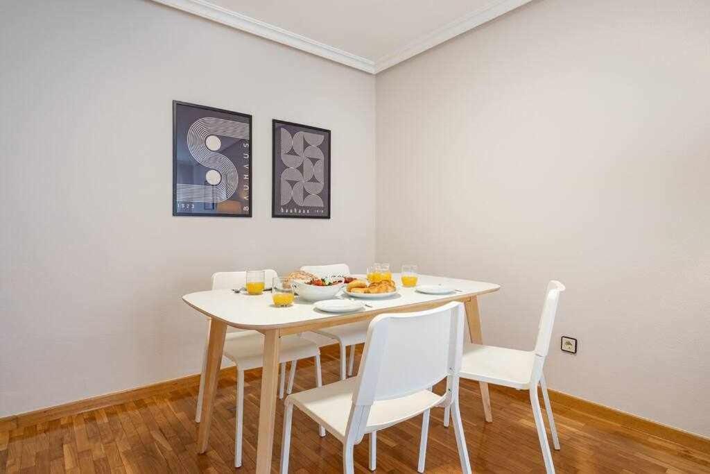La Plaza Apartamento Gijon Exterior photo