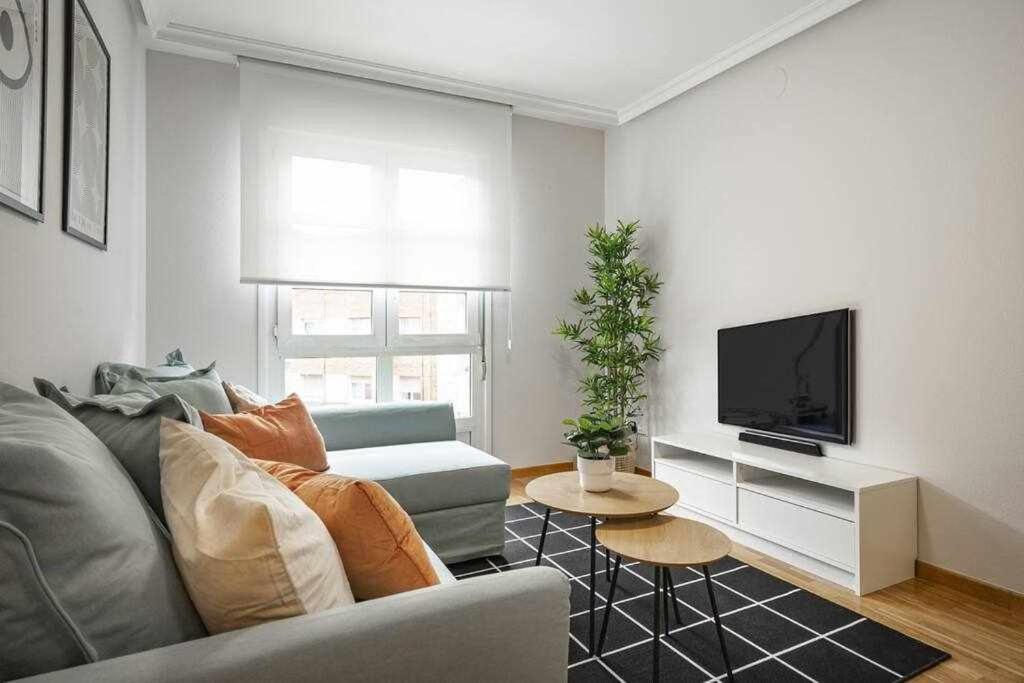 La Plaza Apartamento Gijon Exterior photo